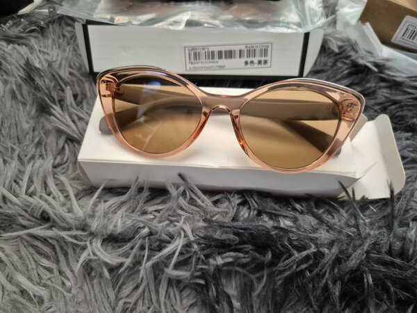 Lunettes de soleil élégantes