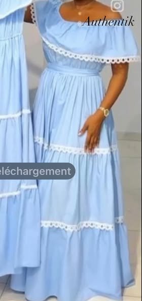 Robe pour femme belle et élégante bleu