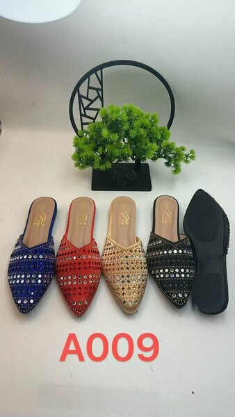 Mules cloutées femme A009 strassées