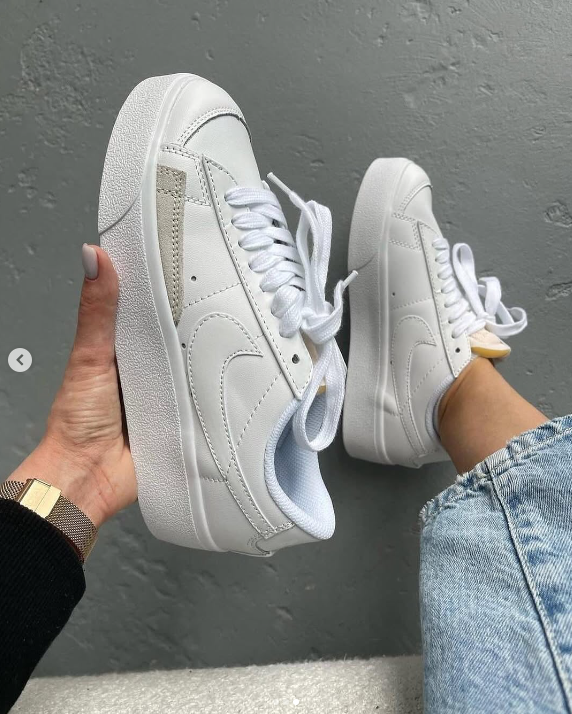  Кроссовки Nike Blazer белый