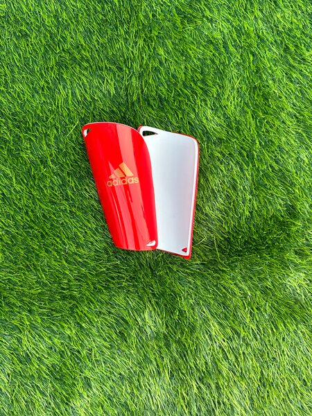 Protège-tibias Adidas Rouge