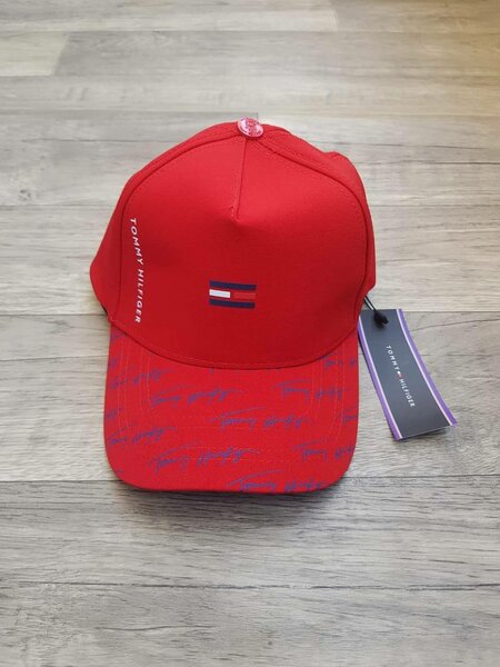 Casquettes Colorées Mode Unisexes