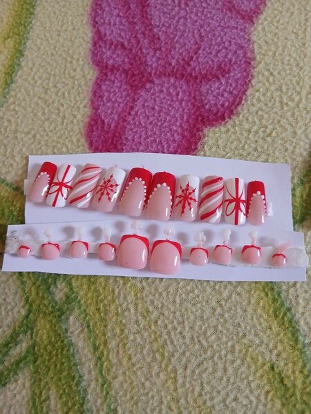 Ongles faux décoration Noël