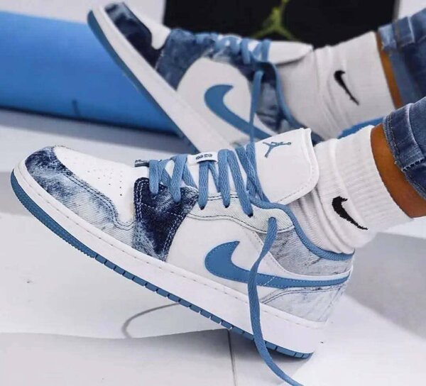 Baskets Jordan denim