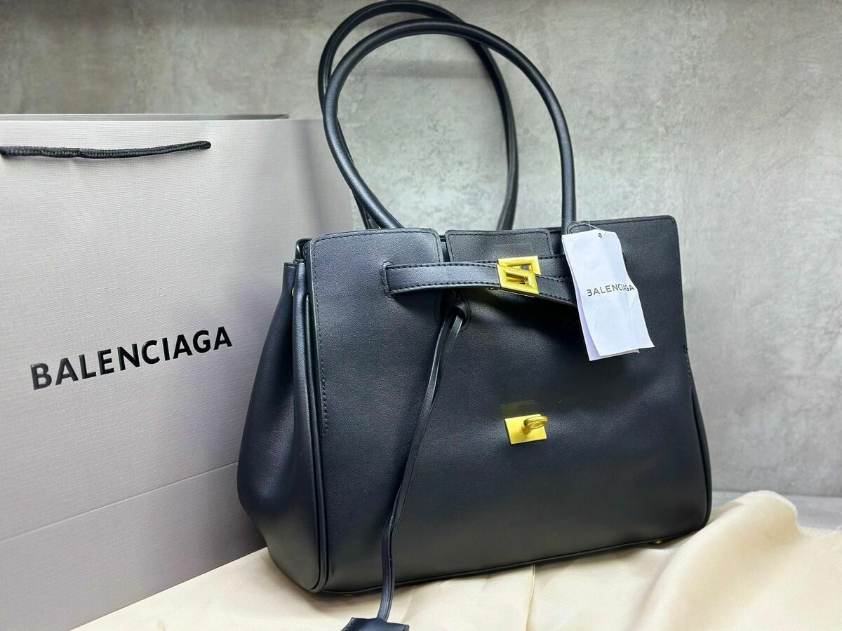 Balenciaga/ бесплатная доставка