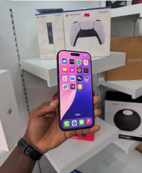 iPhone 16 pro max 256GB physical sim factory unlock