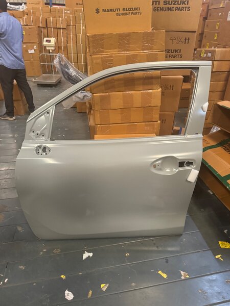 Porte arrière Suzuki Maruti