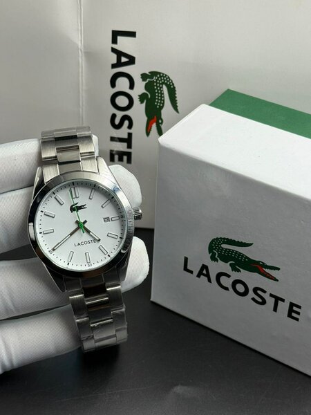 Montre Lacoste en acier inoxydable