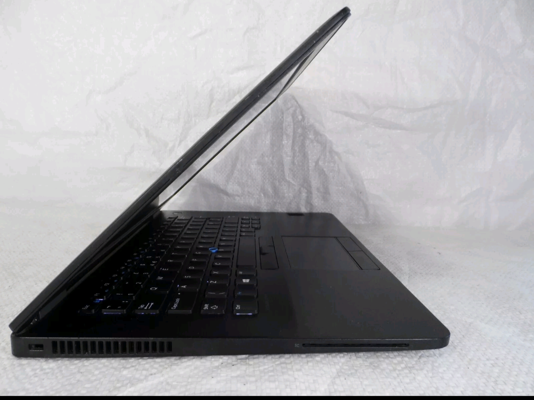 Dell 7470 core i5 6th gen