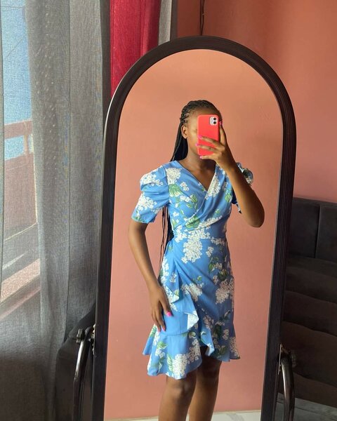 Dress Size S (UK 8/10)