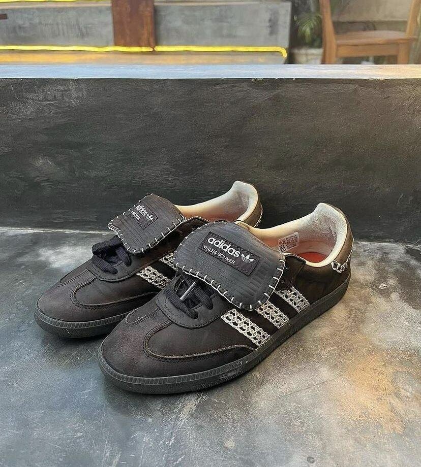 Sneakers en cuir marron Adidas