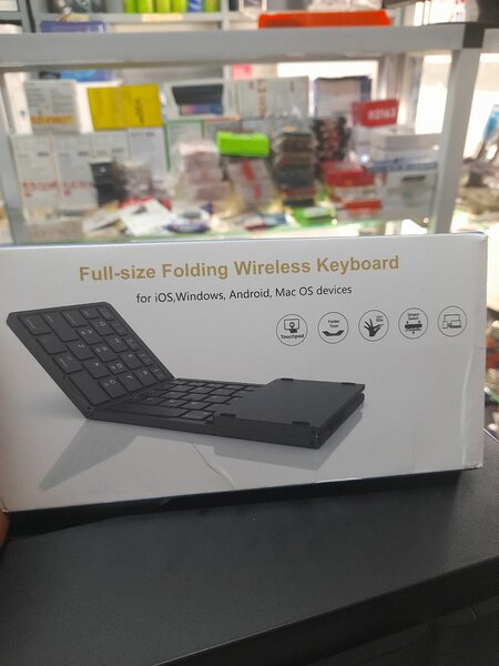 Full-size Folding Wireless