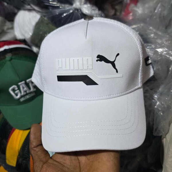 Casquette blanche sportive Puma