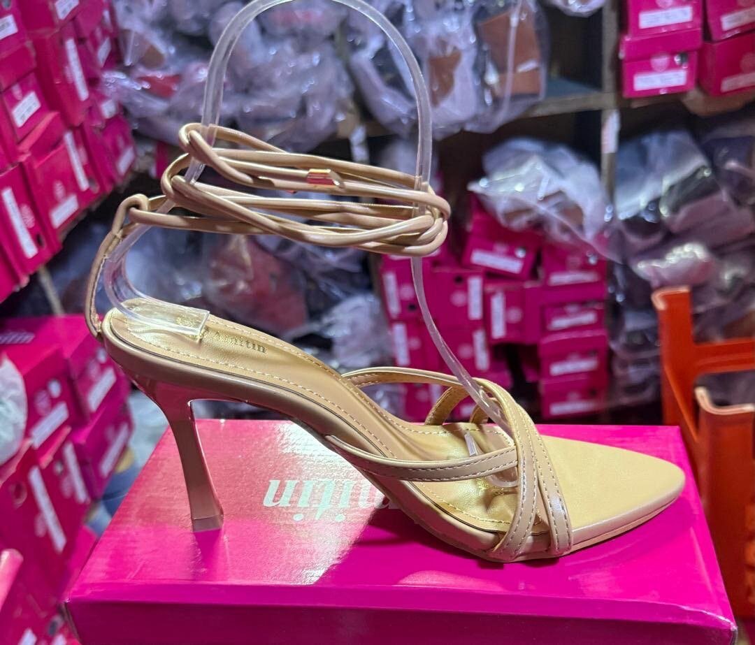 Sandales à talons élégantes