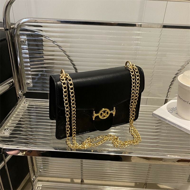 Sac bandoulière élégant chaîne