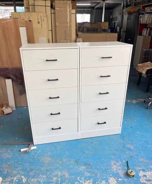 Commode blanche 8 tiroirs pour chambre