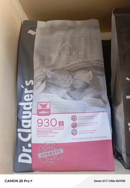 Nourriture Premium pour Chatons 930g