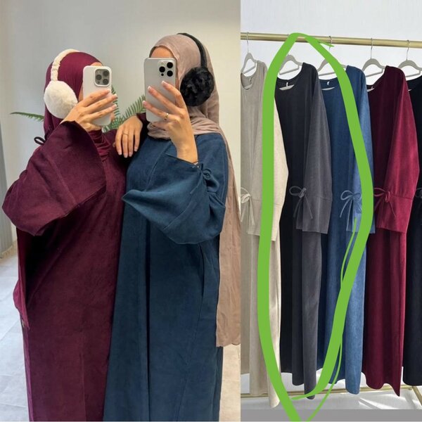 Платье из тонкого вельвета