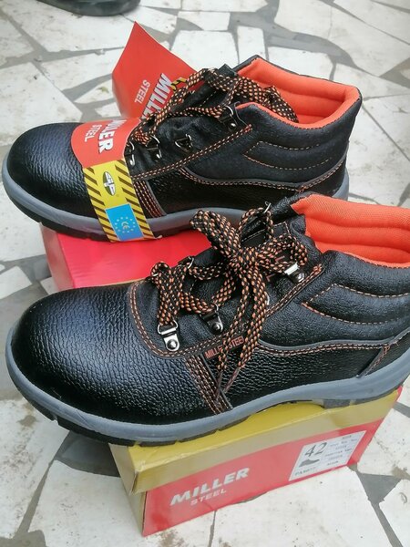 Chaussures de sécurité robustes