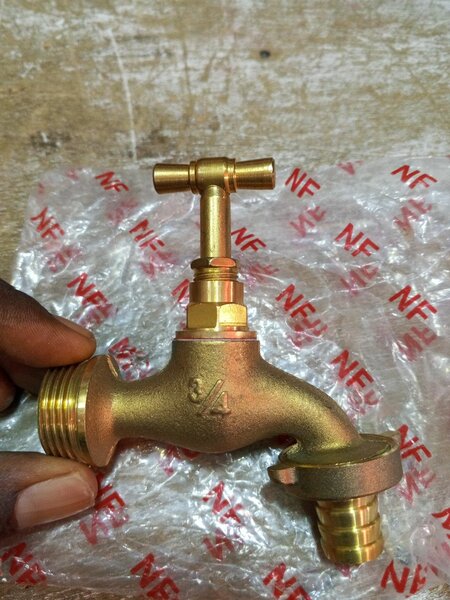 Robinet en laiton NF pour jardin