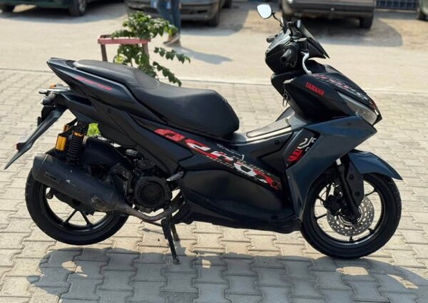 Scooter Yamaha élégant