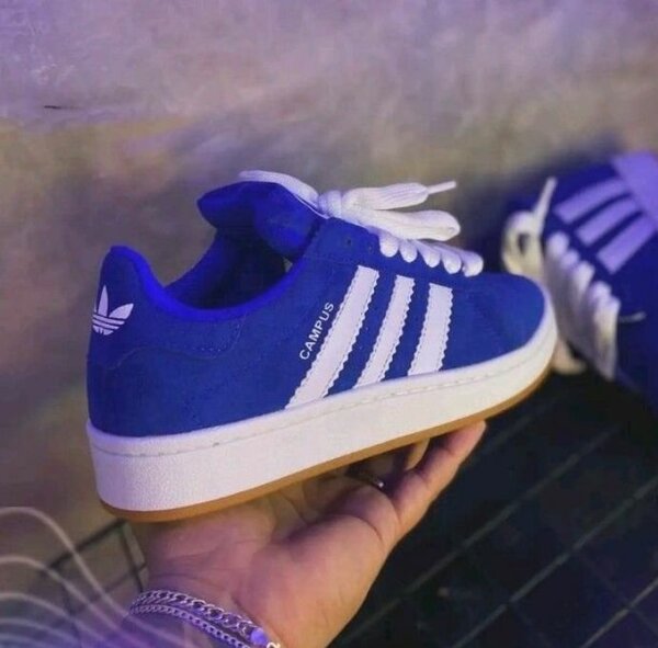 Chaussures Adidas Campus