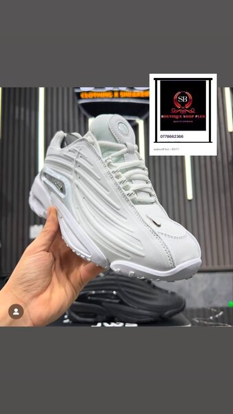 Basket Nike noctar  authentique avec sa boîte