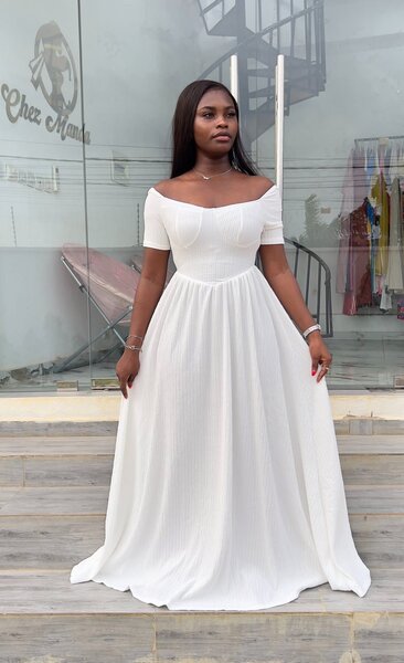 Robe de soirée blanche élégante pour femme