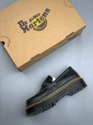 Mocassins cuir Dr. Martens