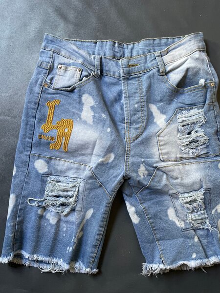 Shorts en jean déchiré