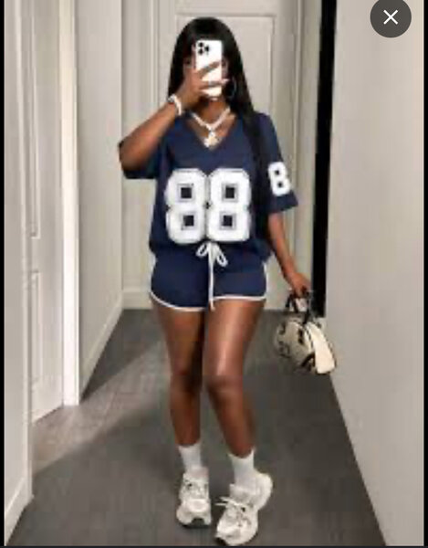 Set de sport bleu élégant