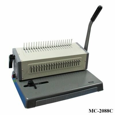 Machine pour reliure à anneaux