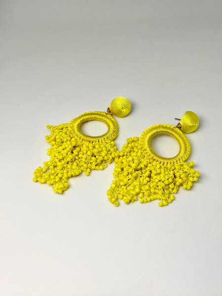 Boucles d'oreilles en raphia