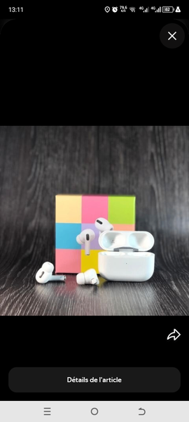 Écouteurs sans fil blancs