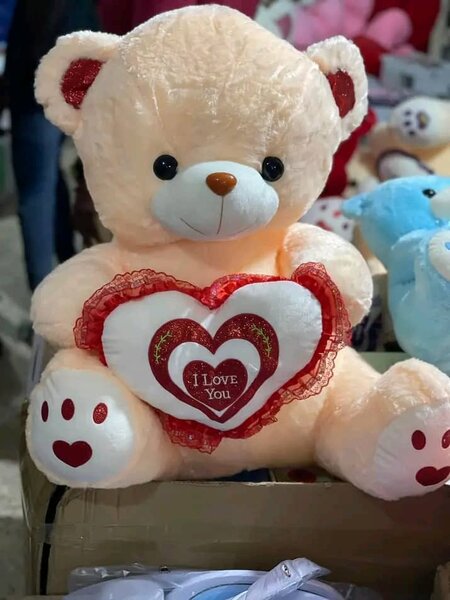 Ours en peluche avec cœur 'I love you'