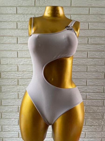 Body blanc asymétrique pour femme