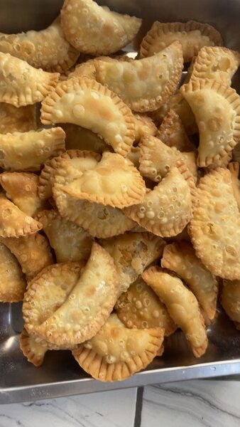 Délicieux chaussons frits maison