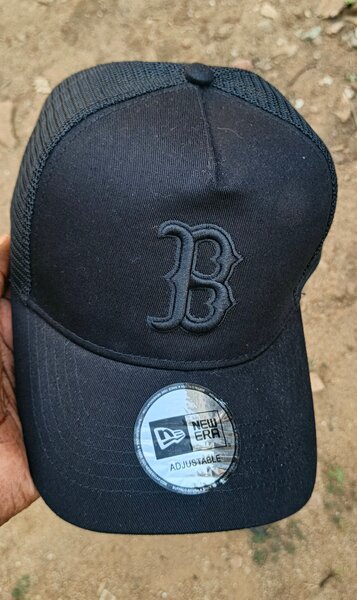 Casquette New Era noire B