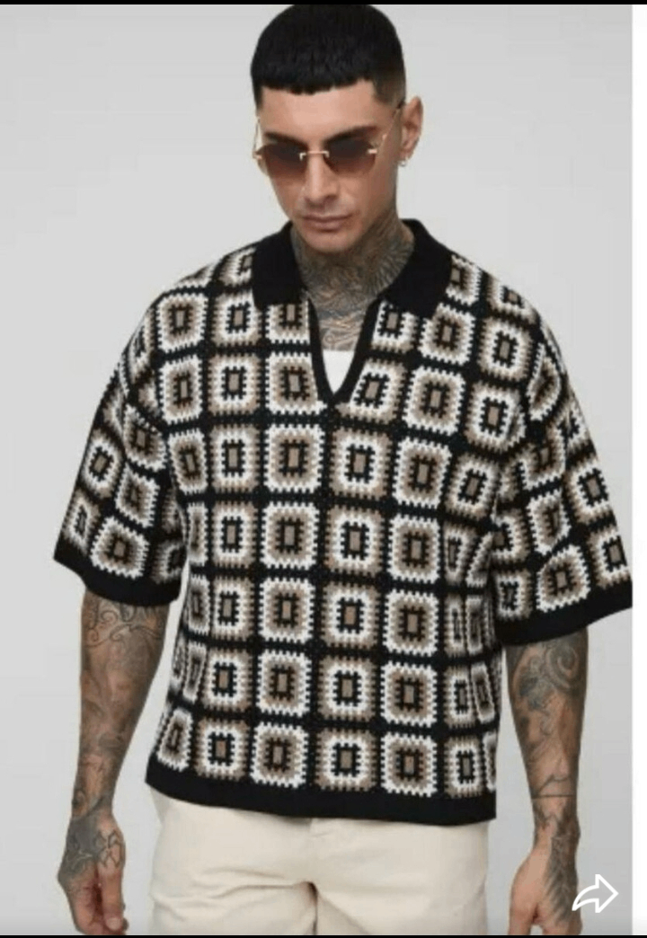 Chemise en crochet chic