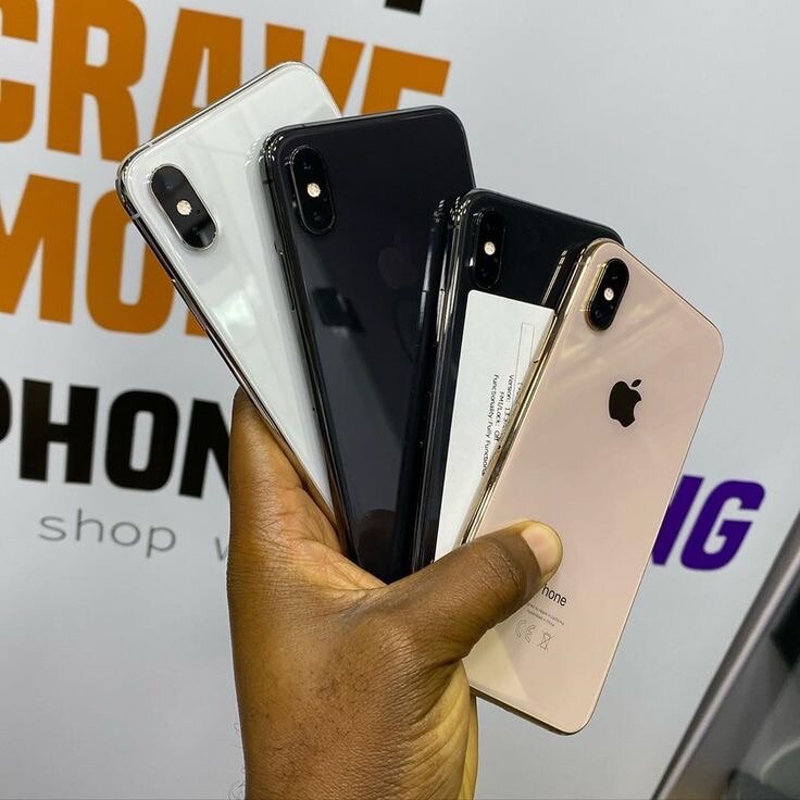 iPhone XS Max UK use