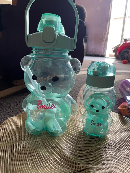 Bouteille en plastique pour enfants