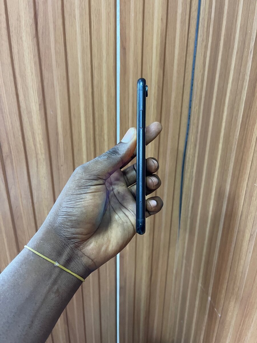 iPhone XR très propre disponible