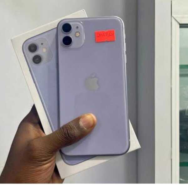iPhone 11 64GB Violet