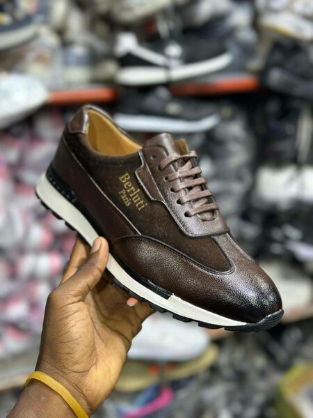 Sneakers en cuir marron