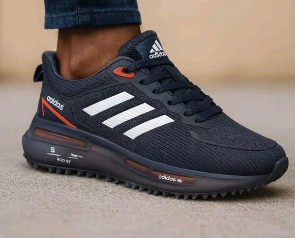 Chaussures de Sport Adidas