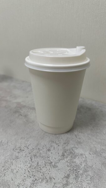 Бумажные стаканчики двухслойные