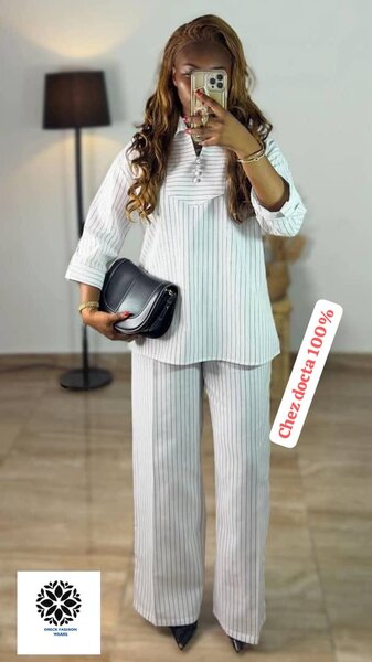 Costume à rayures chic