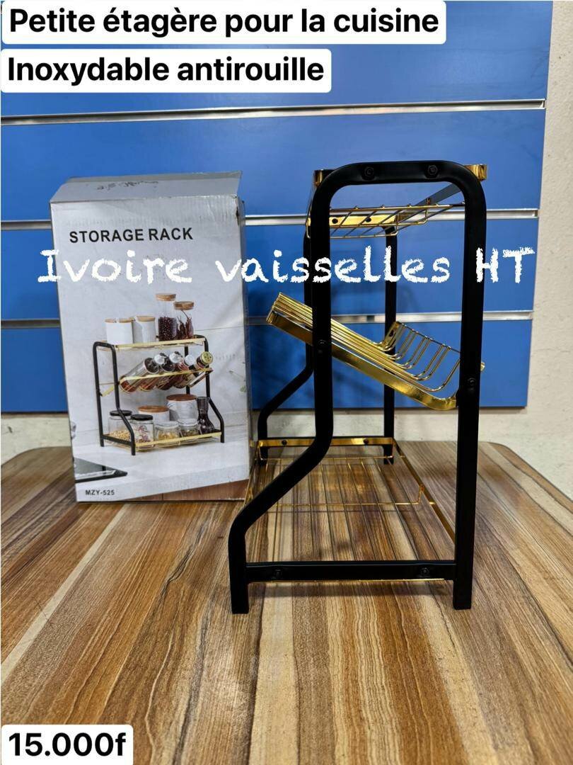 Petite étagère de cuisine
