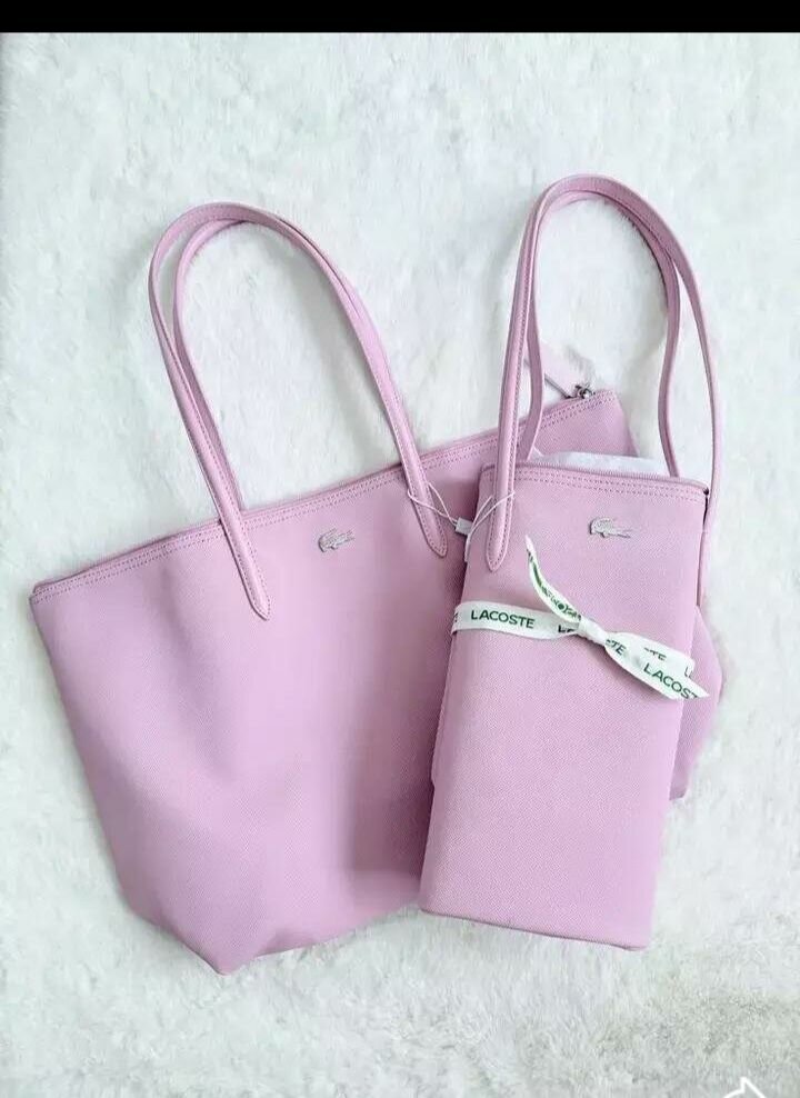 Sac shopping Lacoste en plusieurs couleurs