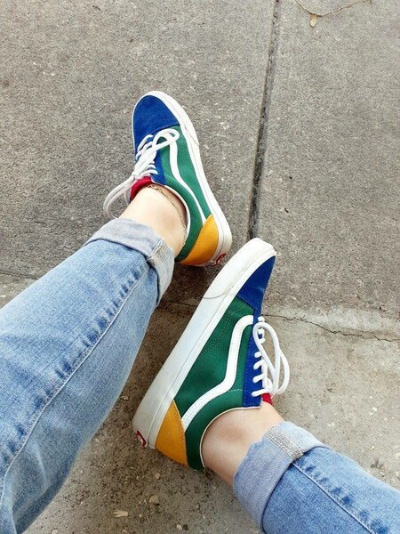 Baskets multicolores tendance